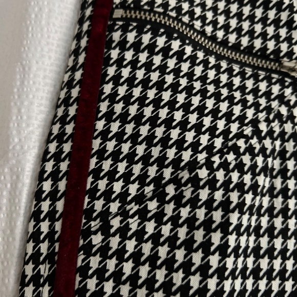 Robell Mimi Houndstooth Pull-On Side-Stripe Tuxedo Stretch Pants, Size 8 - Picture 4 of 10